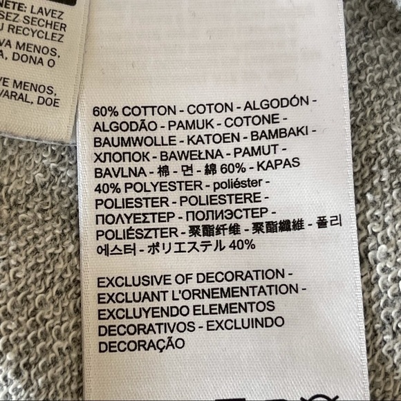 𝅺Levi’s Women’s Crop Boxy Fit LOGO Hoodie Sweatshirt Size XL - Picture 9 of 9